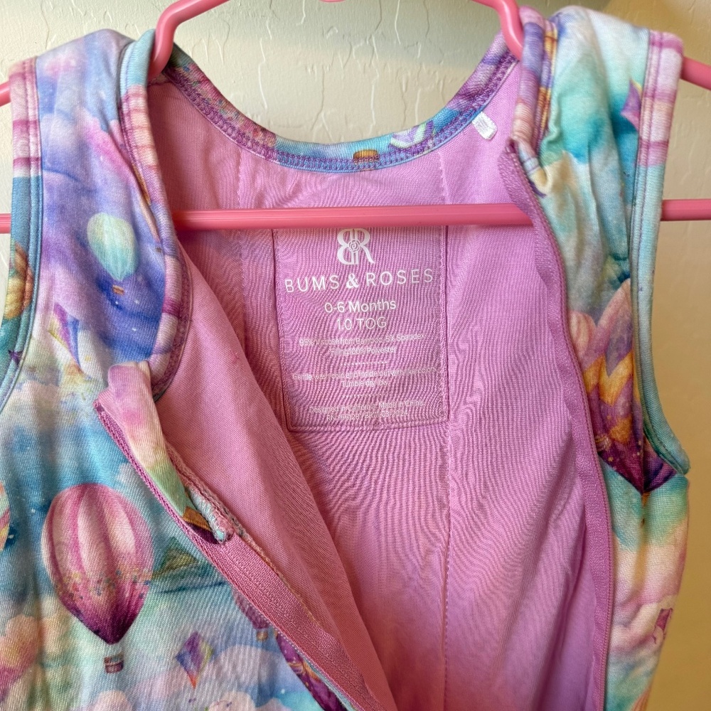 Bums & Roses sleep sack - Picture 2 of 4